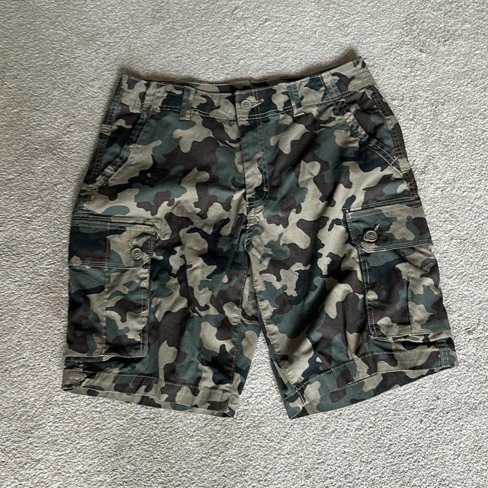Camo shorts, never worn